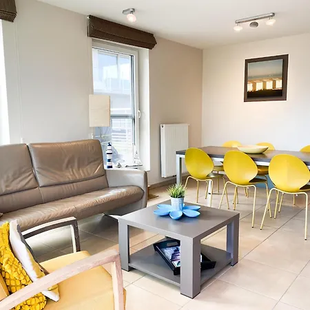 Apartment With Sunny Terrace In Oostduinkerke