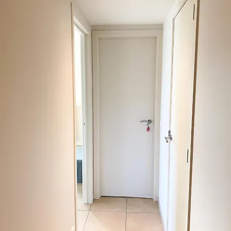 Apartment With Sunny Terrace In Oostduinkerke