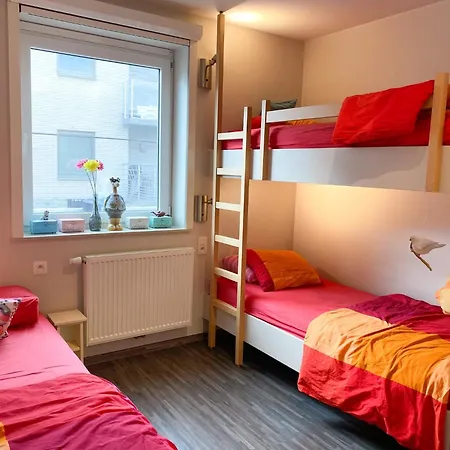 Apartment With Sunny Terrace In Oostduinkerke