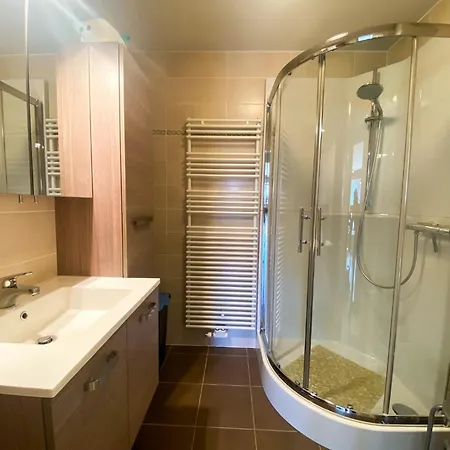 Apartment With Sunny Terrace In Oostduinkerke *