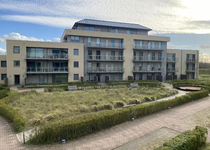 With Sunny Terrace In Lejlighed