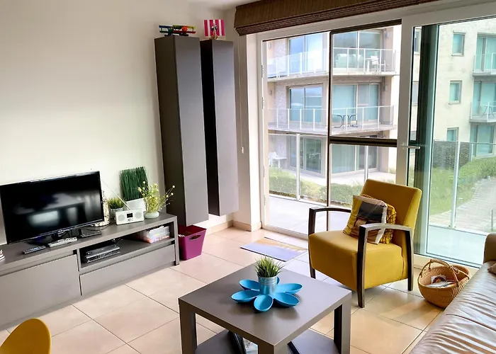 With Sunny Terrace In * Oostduinkerke